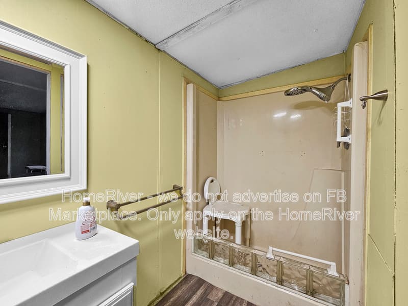 Spring Hill House: 15211 Todd Trl