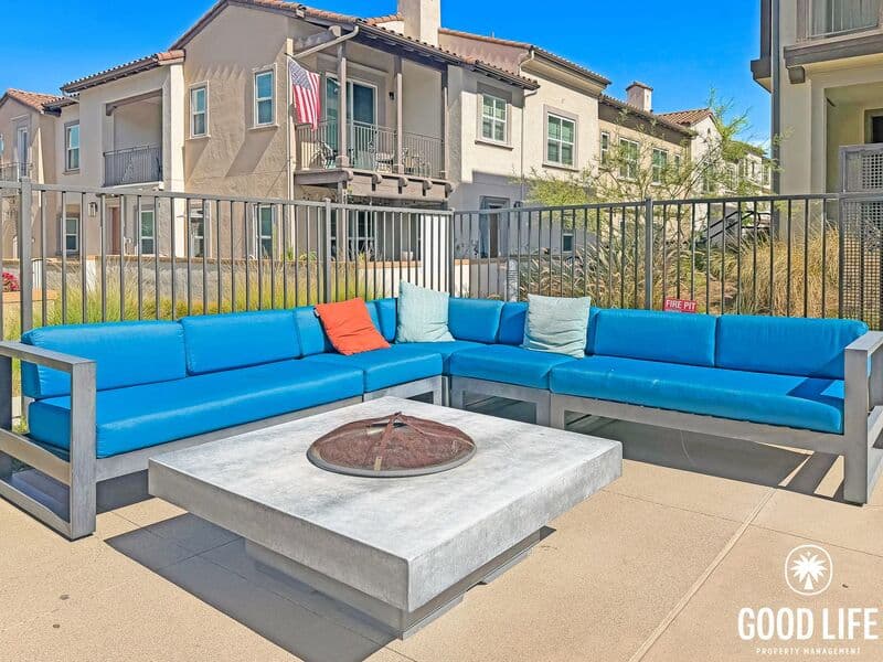 San Marcos House: 866 Slate St