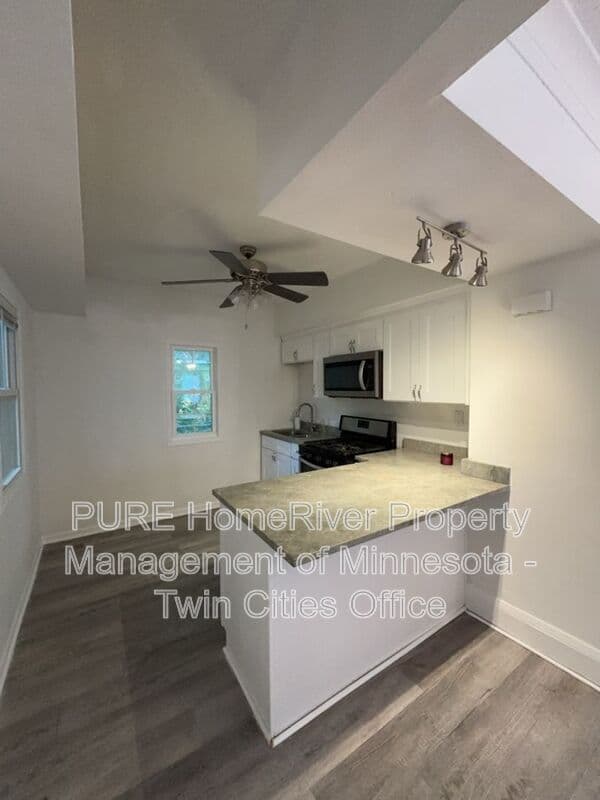 Minneapolis House: 2407 N 4th St