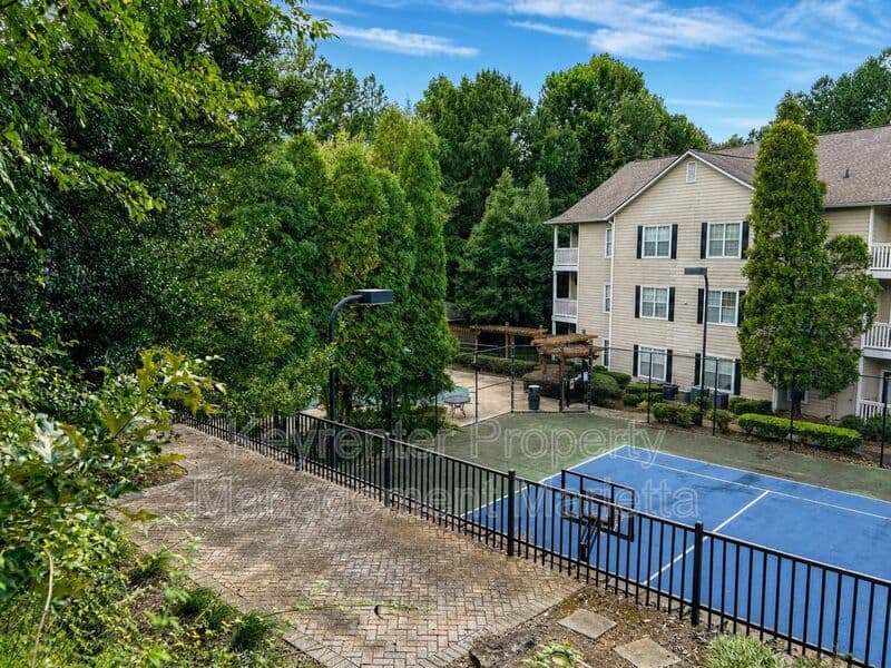 Atlanta House: 1250 Parkwood Cir. SE