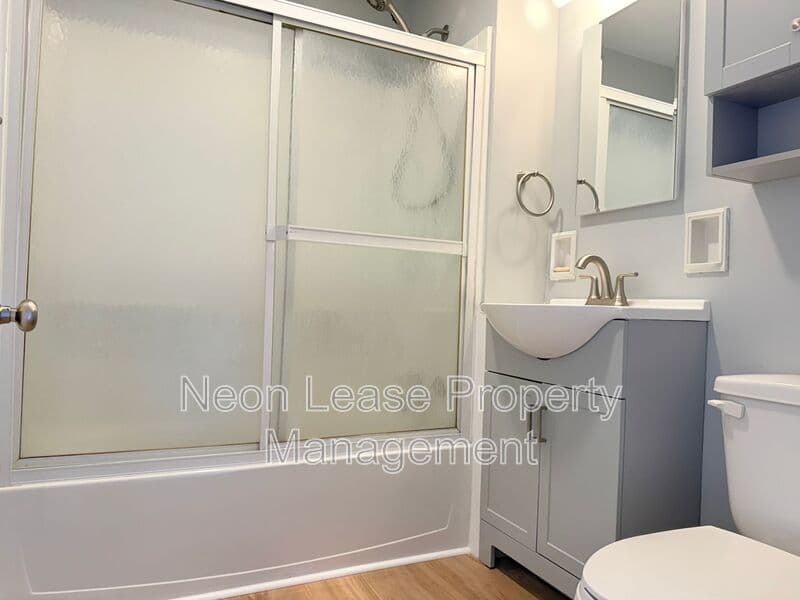 Dover Condo: 880 South State Street