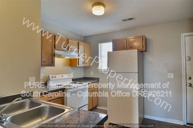 Columbia House: 3800 Plowden Rd