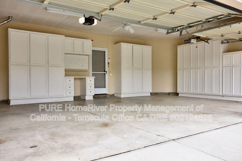 Temecula House: 41716 Monterey Pl