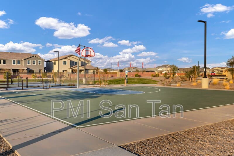 Queen Creek House: 20598 East Avenida Del Valle Court