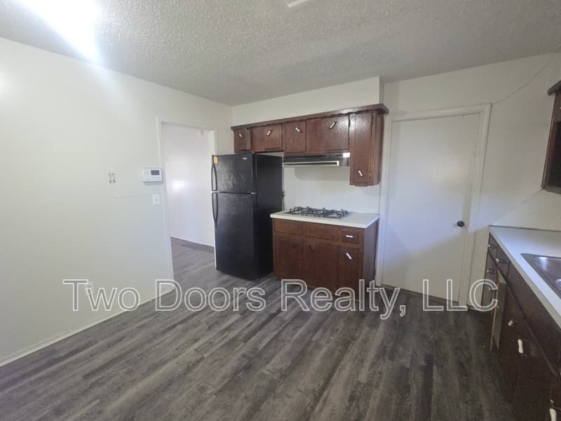 Oklahoma City House: 729 Northeast 37th Street