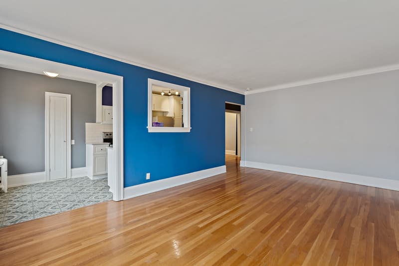 Seattle Condo: 321 Boylston Ave E