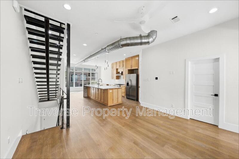 Fort Worth Townhome: 408 Rayner Avenue