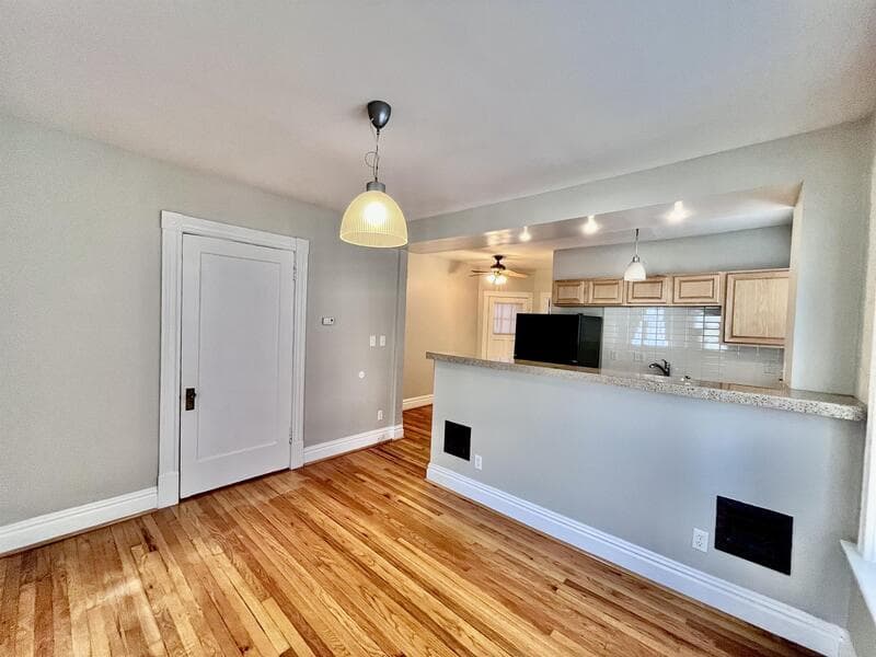 St. Louis Condo: 1533 McCausland Avenue