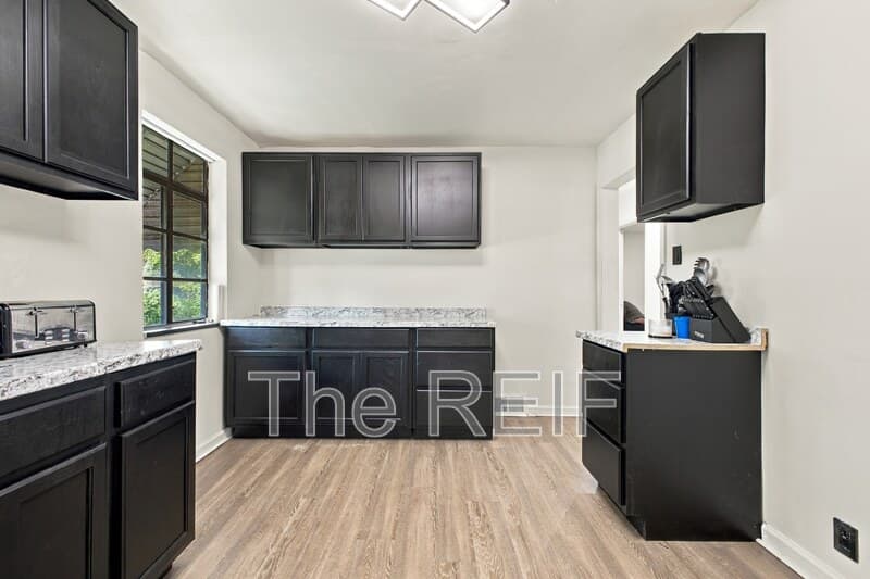Detroit House: 20225 Terrell Ave