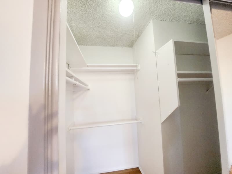 Los Angeles Condo: 425 North Hobart Blvd. - 109