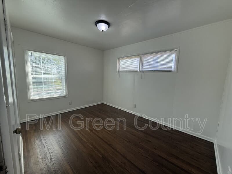 Tulsa House: 43 E 50th Ct N
