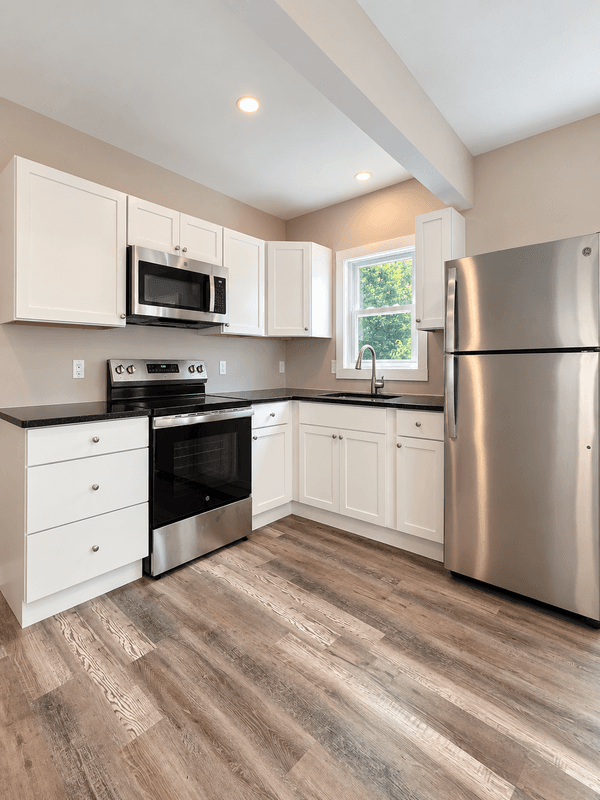 Norwich Condo: 35 Rogers Avenue - 2