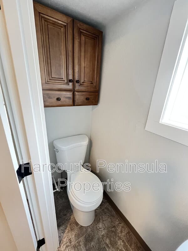 Bremerton House: 1222 5th Street