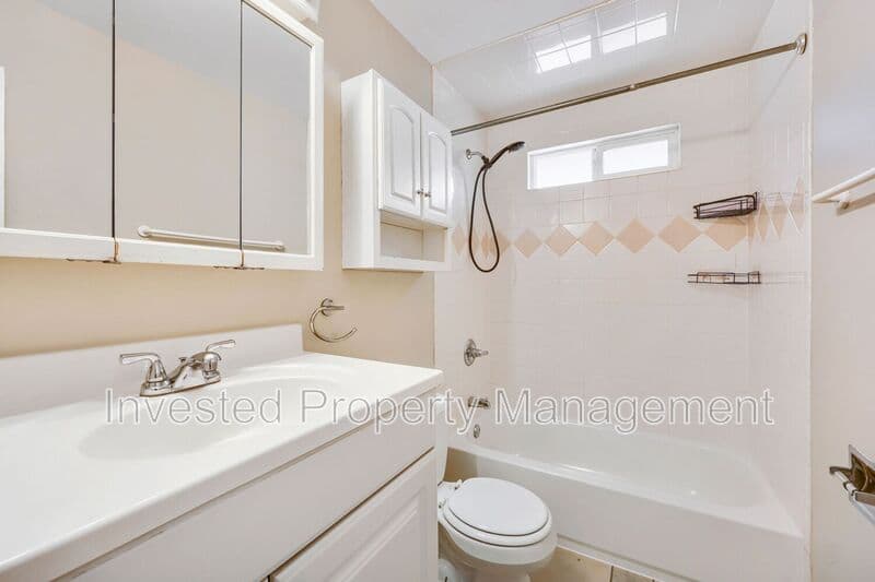 Colorado Springs House: 403 Elmwood Drive