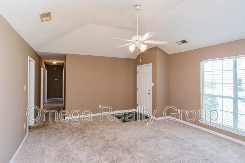 Moody House: 2038 Plantation Pkwy