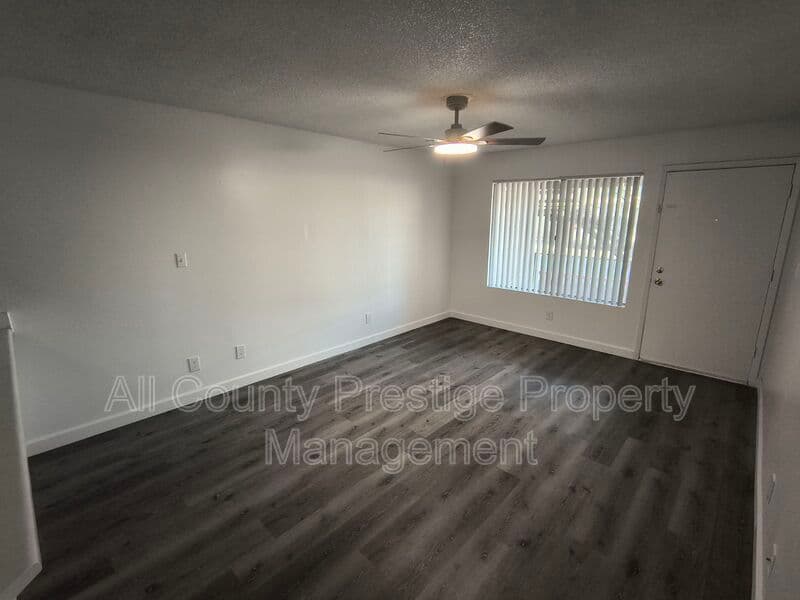Tempe Apartment: 905 S Dorsey Lane