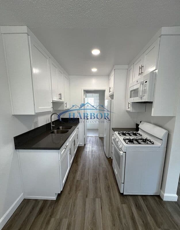 Long Beach Condo: 1388 Martin Luther King Junior Avenue