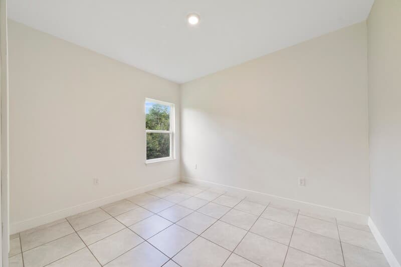 Ocala House: 464 Marion Oaks Dr