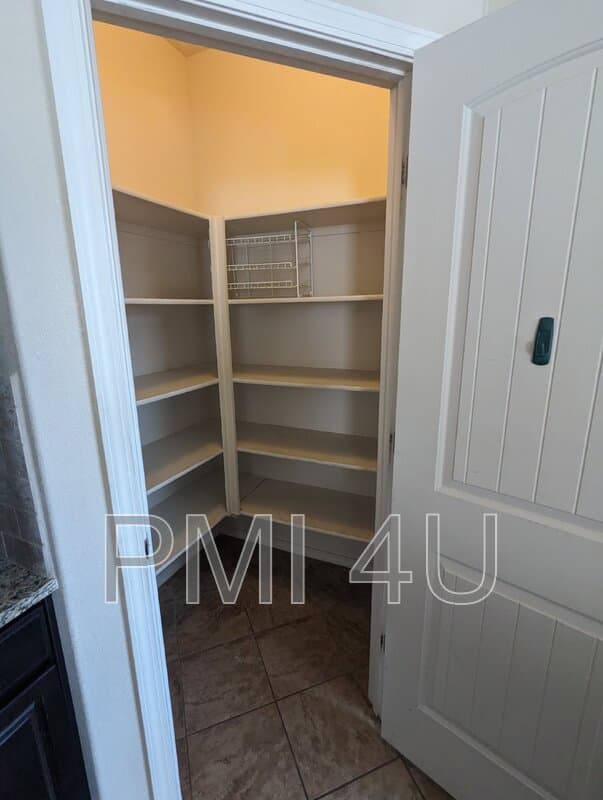 Albuquerque House: 2035 Ferndale DR SE