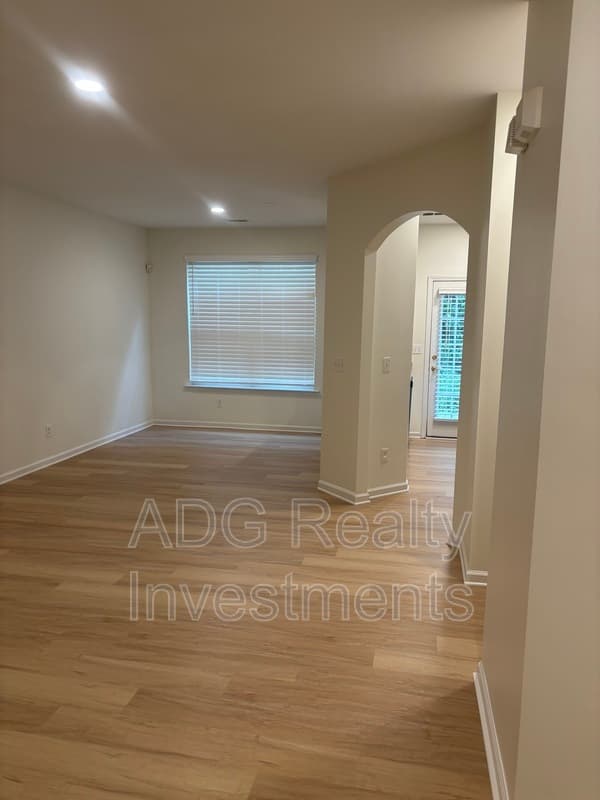Charlotte Townhome: 2128 Whispering Way