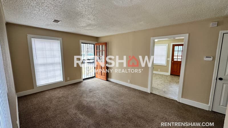 Memphis House: 822 Eyers Rd