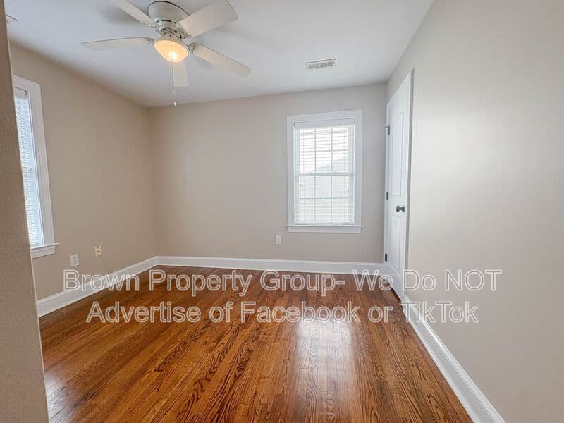 Fayetteville House: 1601 Ft. Bragg Rd