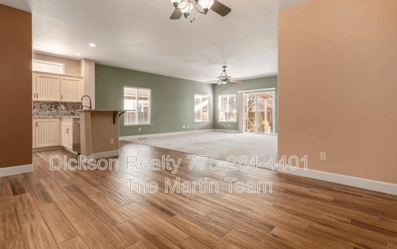 Fernley House: 971 Iris Lane