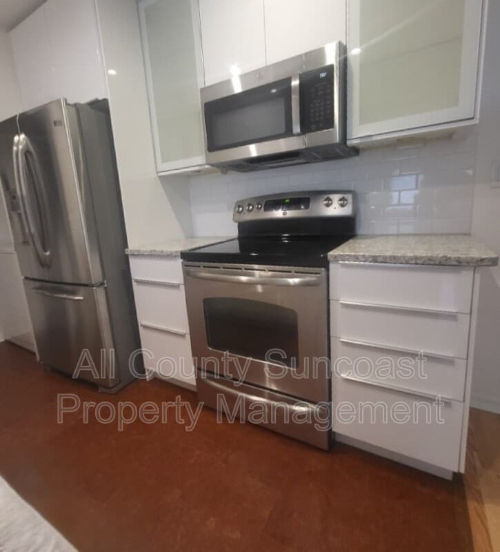 St.Petersburg Condo: 10265 Gandy Blvd