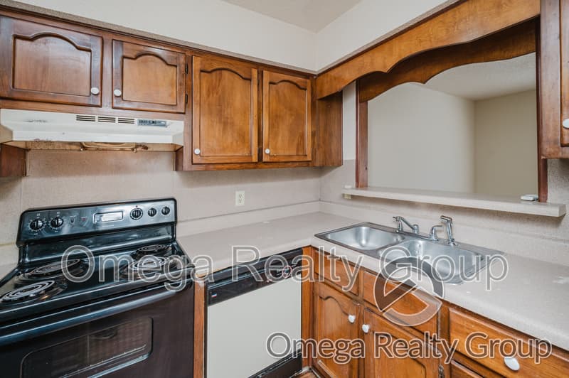 Birmingham Condo: 1811 Carson Rd