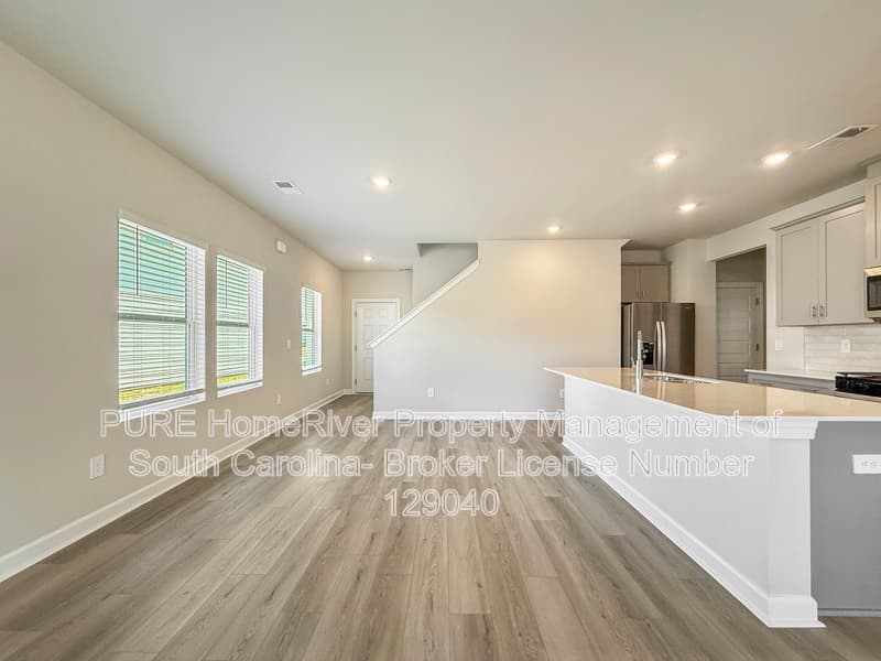 Spartanburg House: 714 Cozy Bluff Rd
