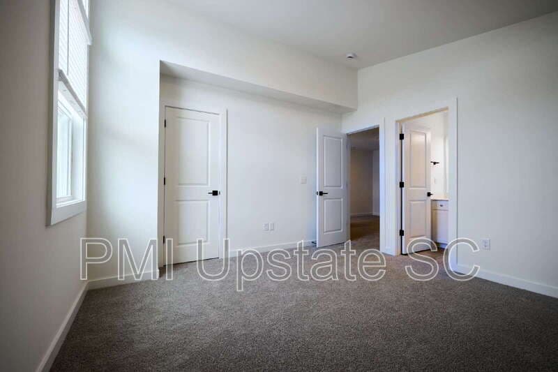 Spartanburg Townhome: 1290 Westgate Village Drive