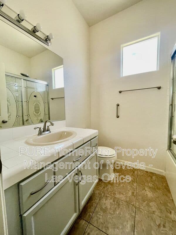 Las Vegas House: 4748 Hamburg St.