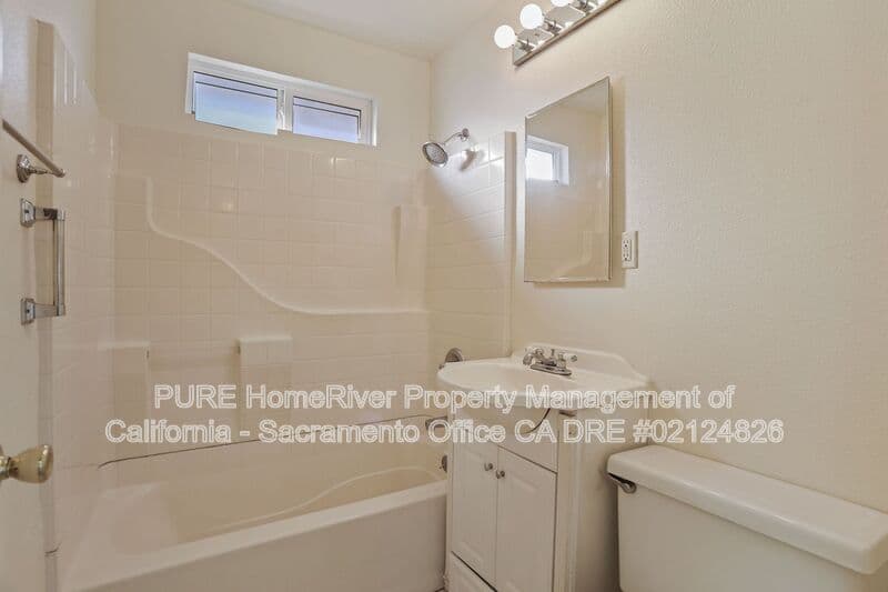 Sacramento House: 3500 65th Street