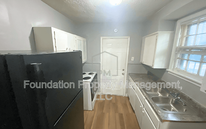 Memphis House: 408 Jacklyn Avenue