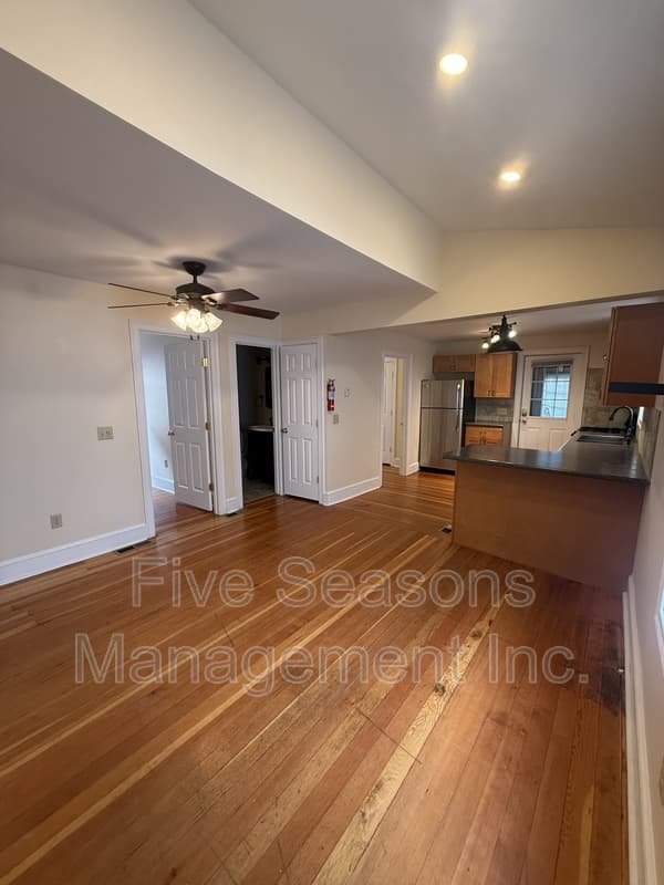 Burlington Condo: 138 North Champlain Street - 1