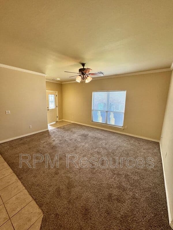 Edmond Condo: 13821 Oxford Dr