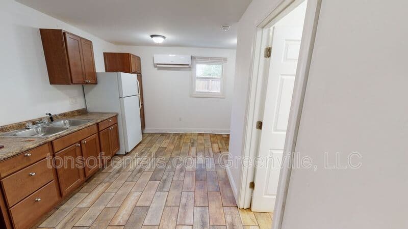 Greenville Condo: 5 G Daniel Ave