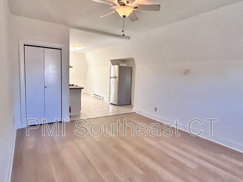 New London Condo: 285 Montauk Avenue