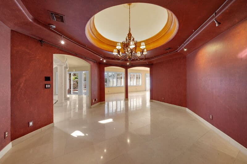 San Diego House: 18714 Bernardo Trails Dr