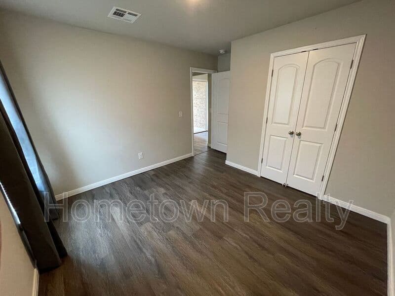 El Reno House: 1712 Vermilion Lane
