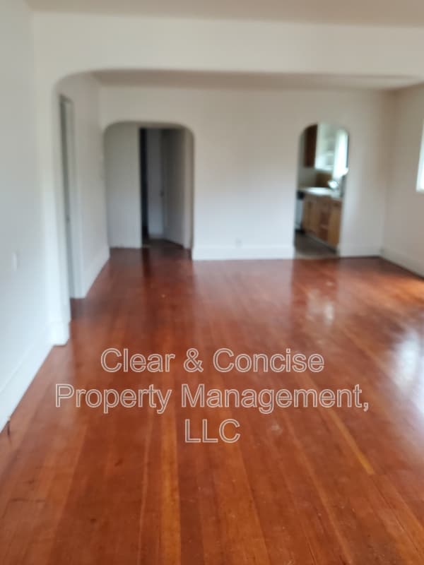Eugene Condo: 30 Monroe Street