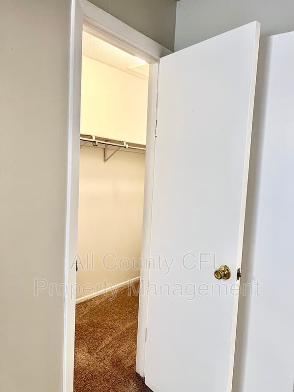 Orlando Condo: 6065 Village Circle