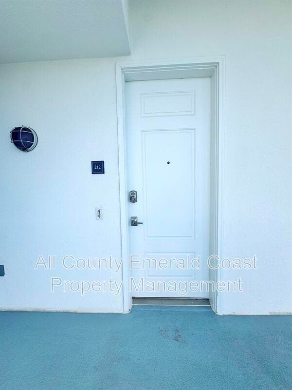 Destin Condo: 211 Durango Road