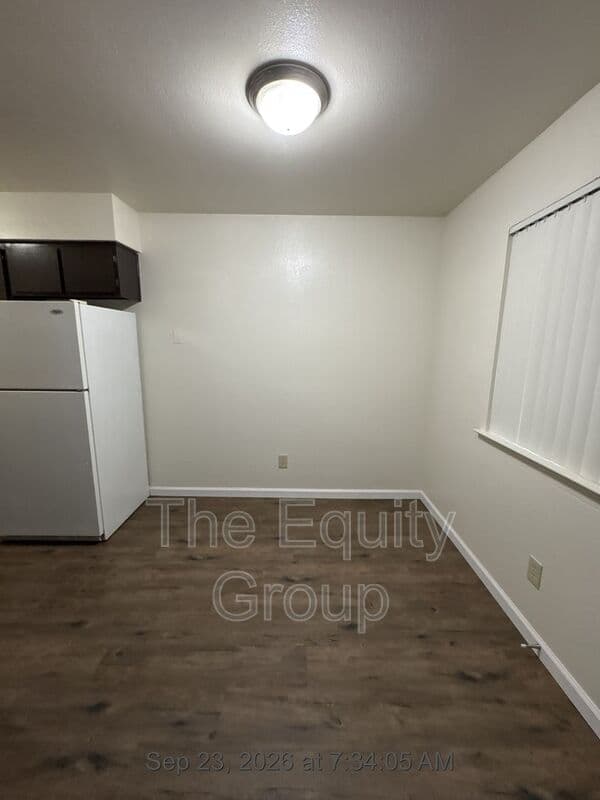 Visalia House: 1414 West Elowin Ave