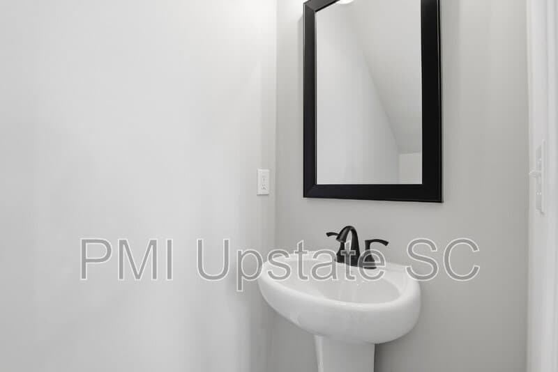 Greenville Townhome: 107 Virginia Avenue