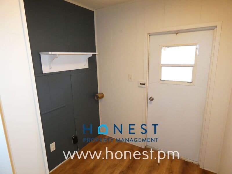 Augusta House: 146 Sewall Street