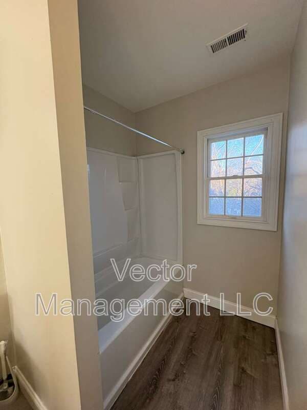 Hamden Condo: 2842 Dixwell Avenue - C