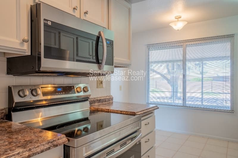 Sun City House: 17230 N Palo Verde Dr