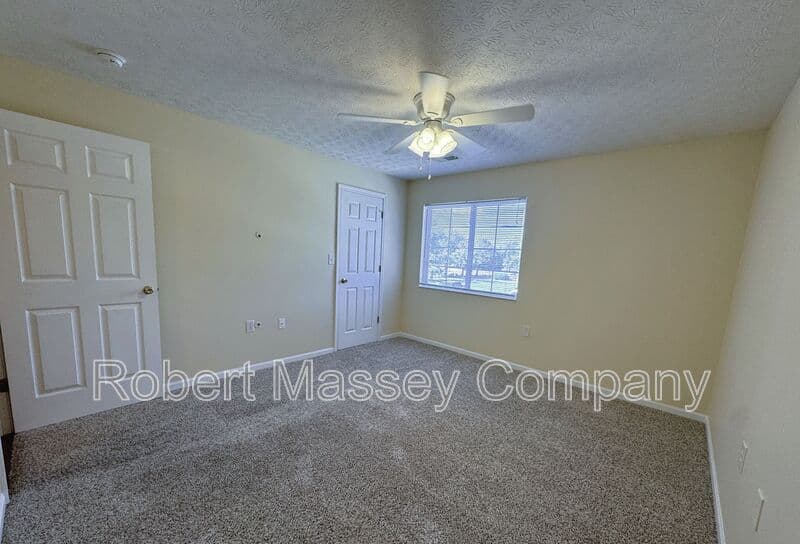 Louisville Condo: 5301 Pacer Lane