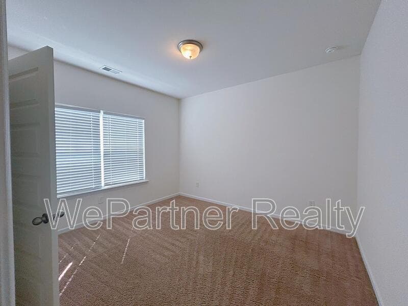 Lawrenceville House: 1831 Campbell Oaks Dr